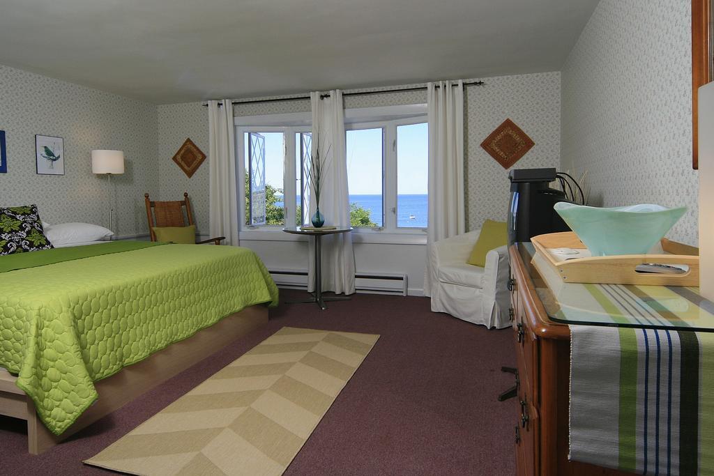 Eagle House Beachside Motel Rockport Exterior photo